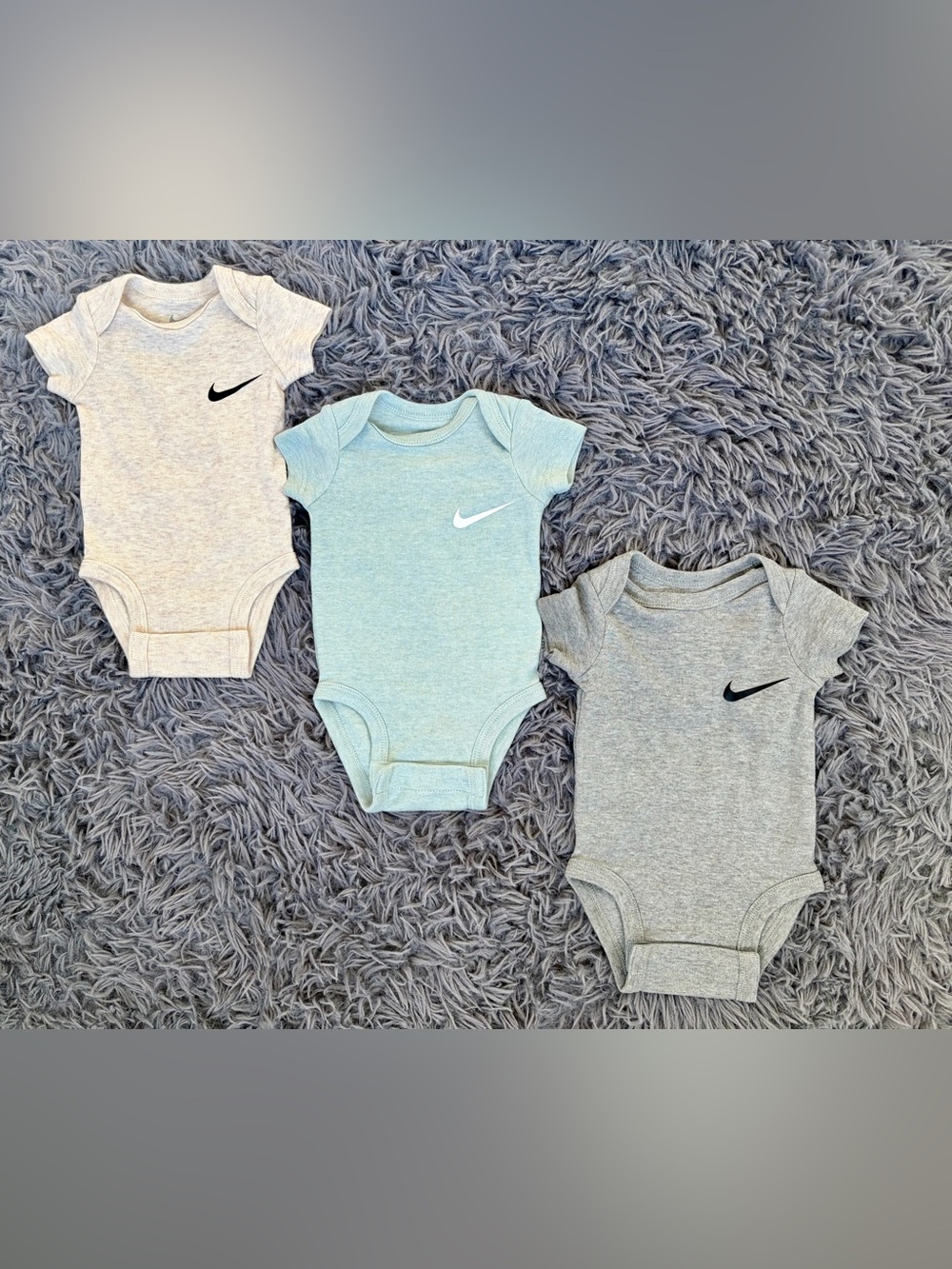 Nike Baby newborn 3-Pack Short-Sleeve onsies Gray, mint, Cream